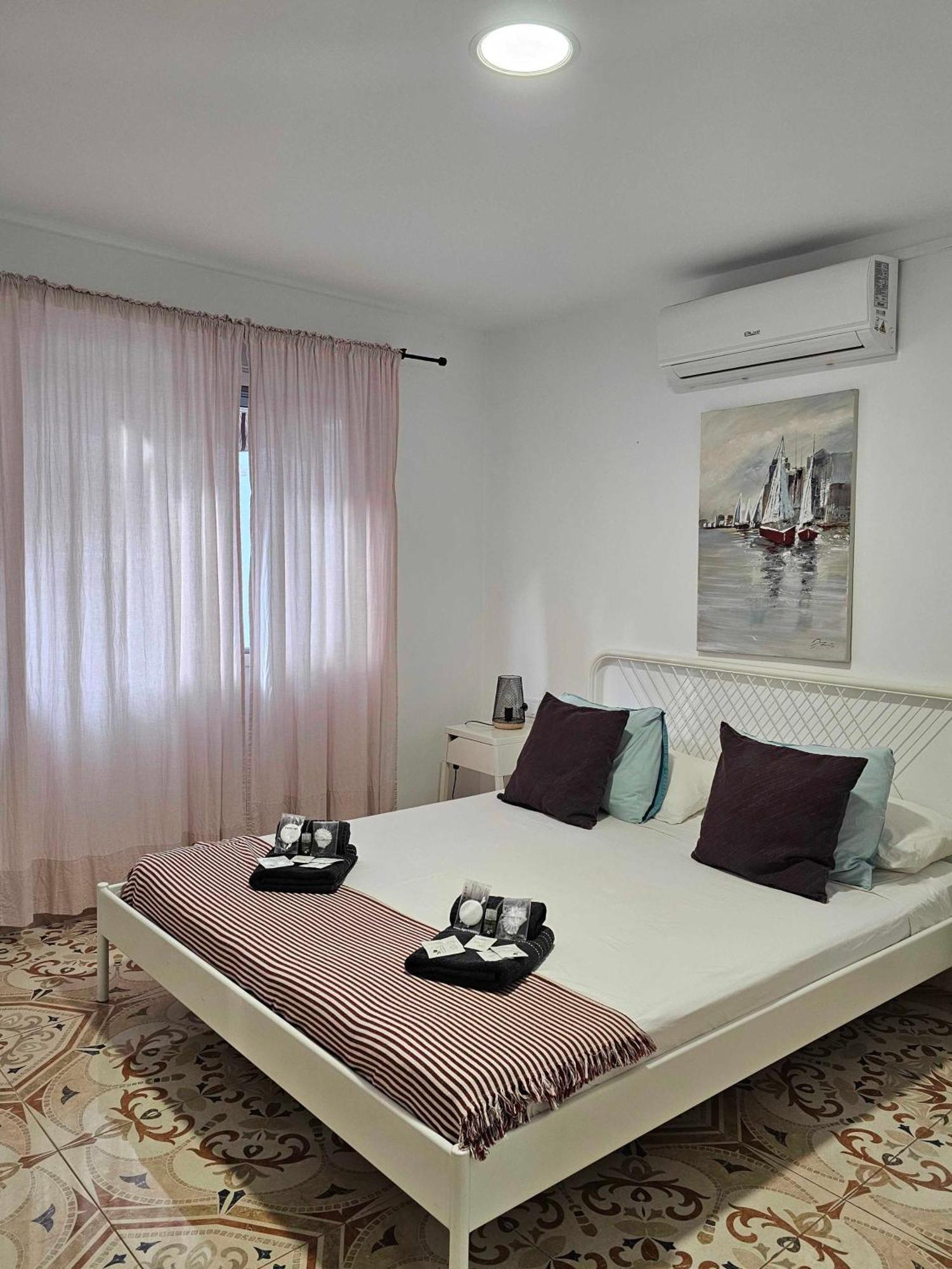 Suncastle Apartamentos Alicante -With Sunny Rooftop Terrace And Barbecue 외부 사진